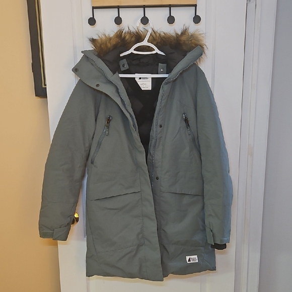 MEC Jackets & Blazers - MEC Guides Down Parka - Women's